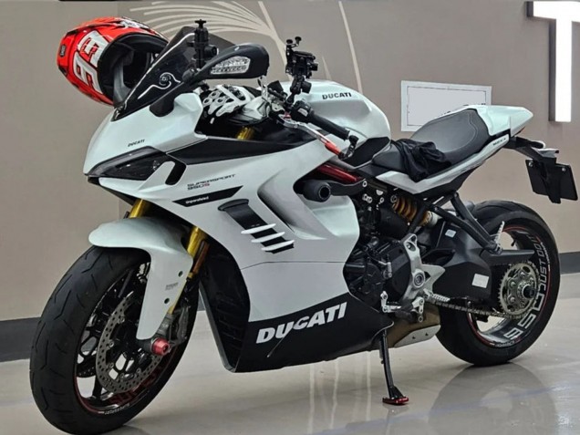 2021-2024 Ducati 2021-2024 Ducati Supersport 950/950S Motorcycle Fairings - White Black Canada Websites