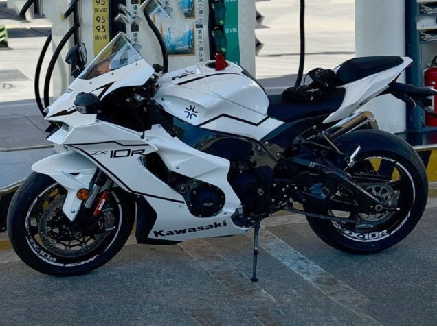 2021-2025 Kawasaki ZX10R Motorcycle Fairings - White Black Canada Websites