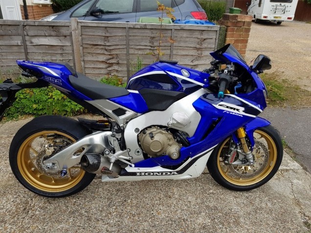 2017-2023 Honda CBR1000RR Motorcycle Fairings - White Blue Canada Websites
