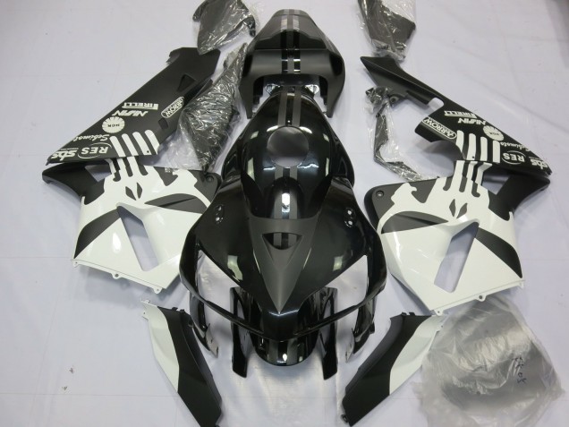 2005-2006 Matte Black & Puisher Logos CBR600RR Fairings 2005-2006 Matte Black & Puisher Logos CBR600RR Fairings