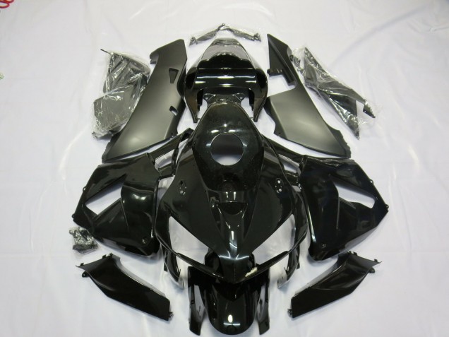 2005-2006 Matte and Gloss Black CBR600RR Fairings 2005-2006 Matte and Gloss Black CBR600RR Fairings
