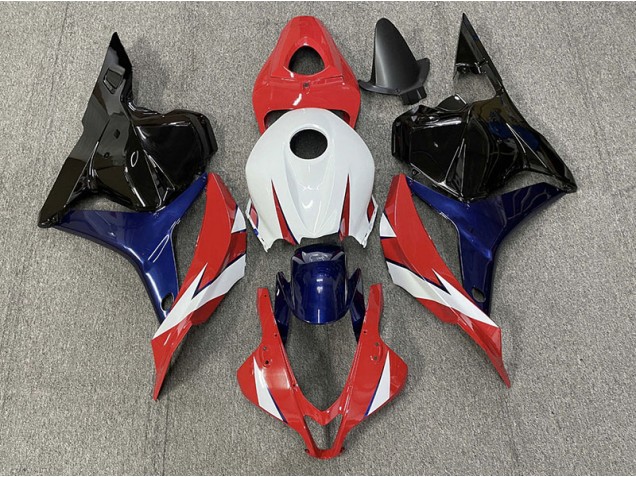 2009-2012 Red and White CBR600RR Fairings 2009-2012 Red and White CBR600RR Fairings
