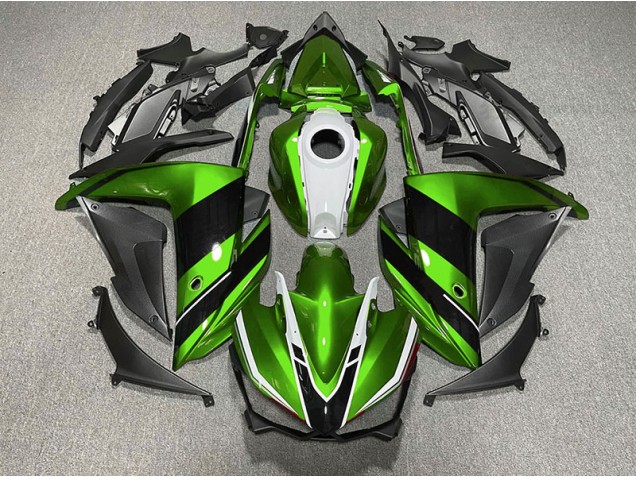 2015-2018 Green Black and White R3 Fairings 2015-2018 Green Black and White R3 Fairings